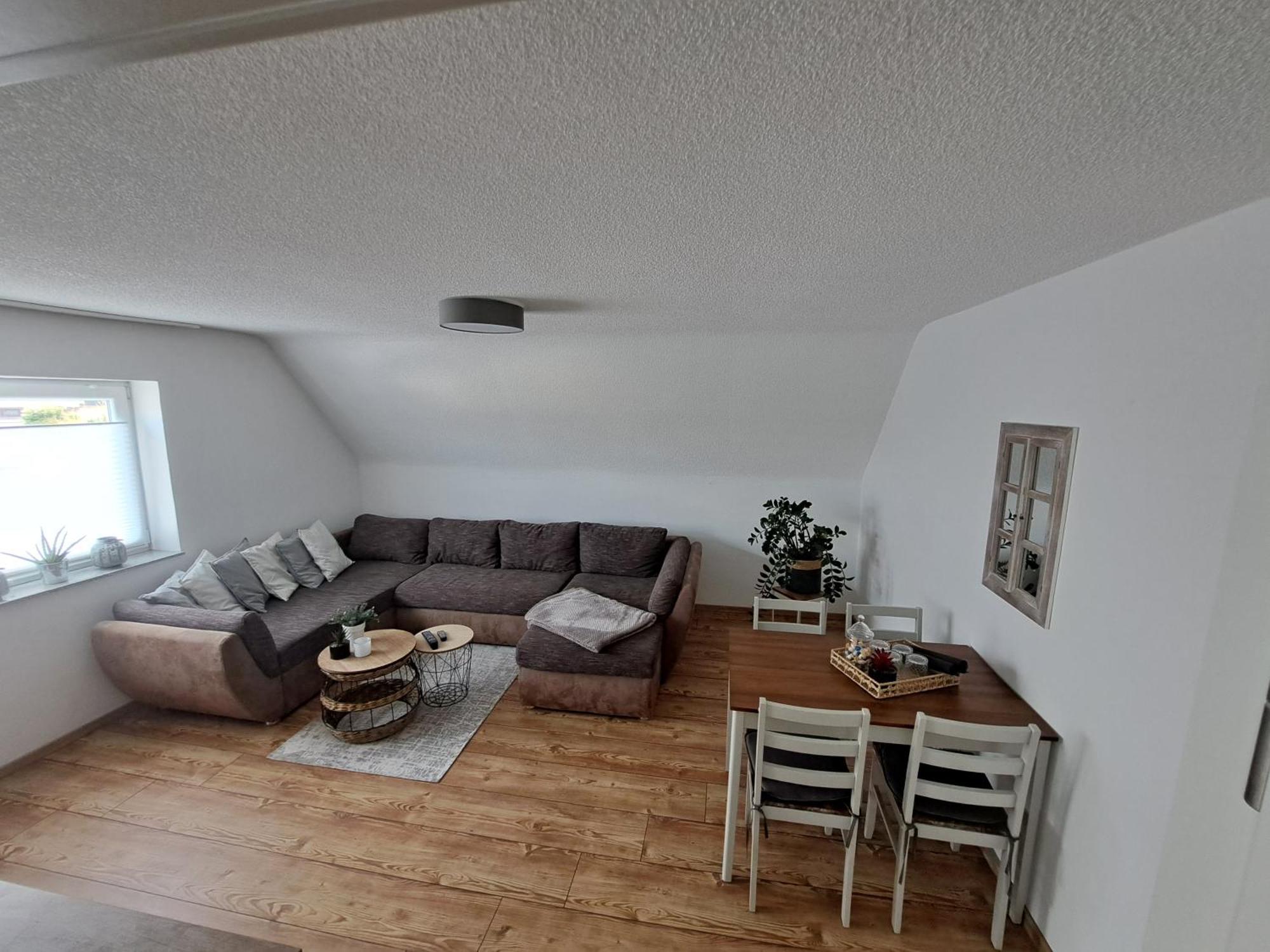 Wunderschoenes 2 Zimmer Apartment Inkl. Parkplatz Asbach  Kültér fotó