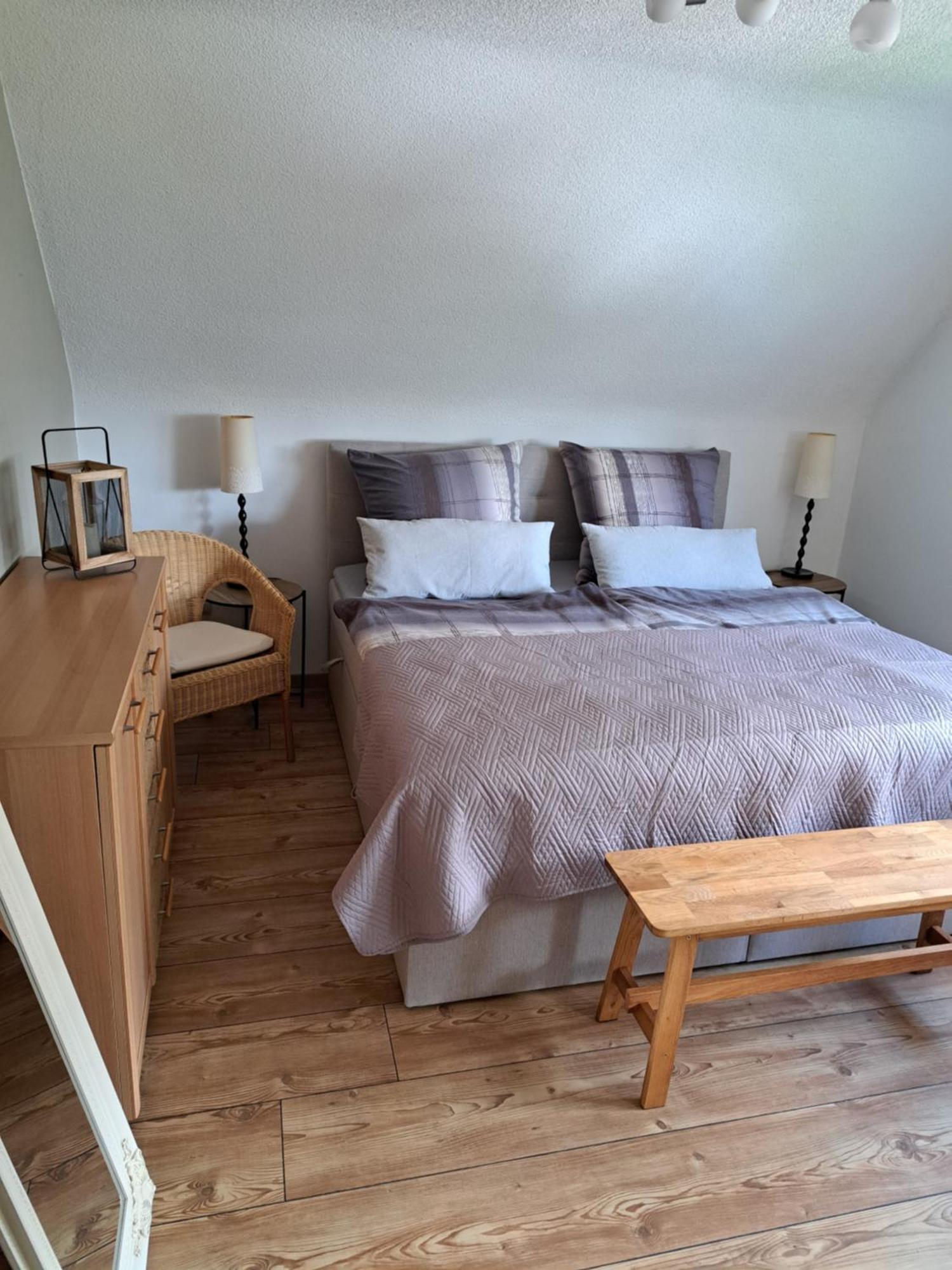 Wunderschoenes 2 Zimmer Apartment Inkl. Parkplatz Asbach  Kültér fotó