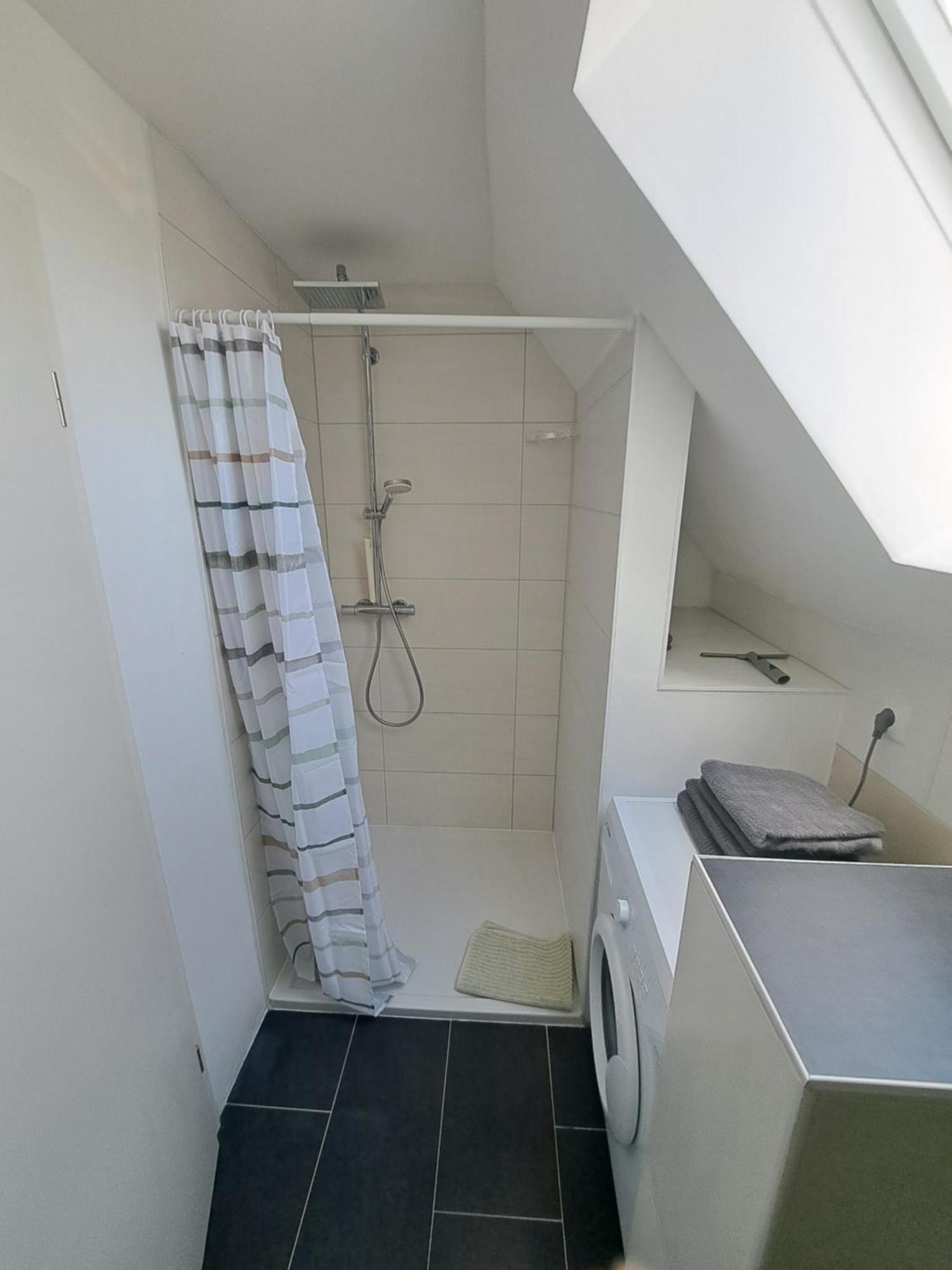 Wunderschoenes 2 Zimmer Apartment Inkl. Parkplatz Asbach  Kültér fotó