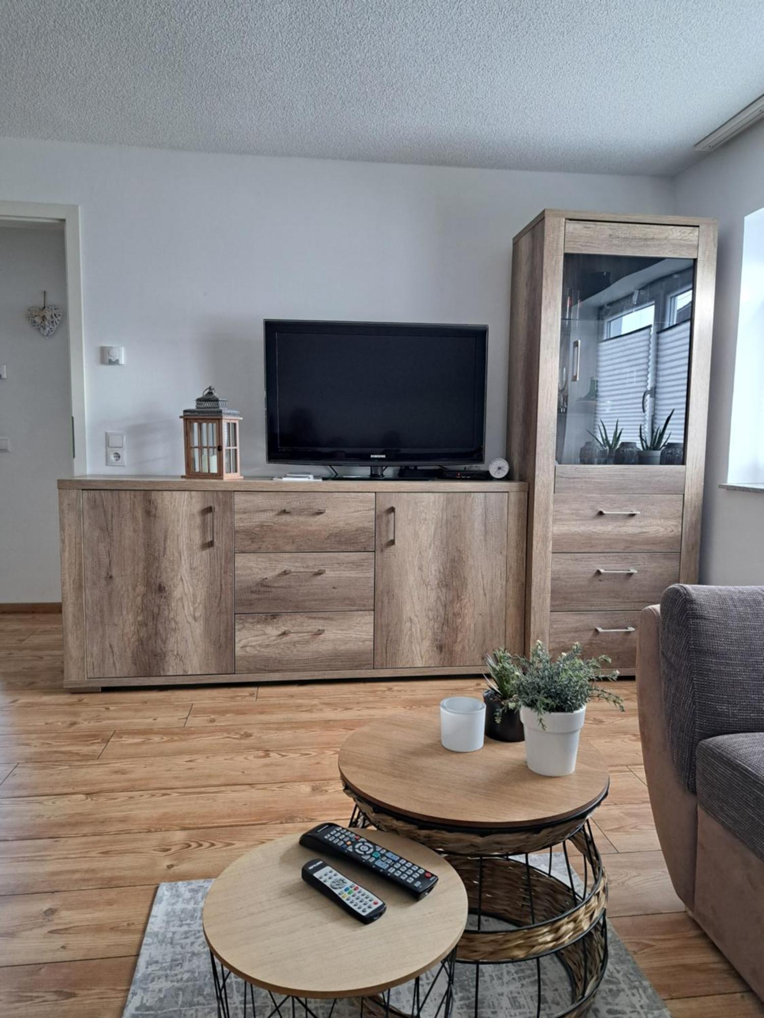 Wunderschoenes 2 Zimmer Apartment Inkl. Parkplatz Asbach  Kültér fotó